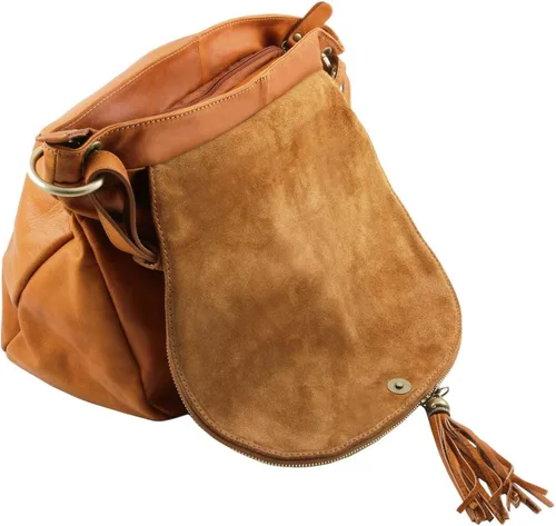 Vista 2 de Tuscany Leather TLBag Bolso de hombro de piel suave con detalle de borla