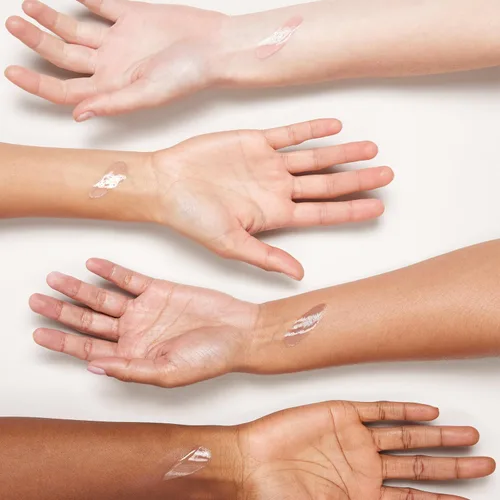 Vista 8 de Neutrogena Purescreen+ Protector solar tintado para rostro SPF 30, protector solar mineral de amplio espectro con óxido de zinc y vitamina E