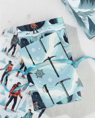 Vista 4 de Pineraap 12 hojas de papel de regalo de senderismo glaciar, hacha de hielo, montañero, papel de regalo para excursionistas, amantes de la aventura