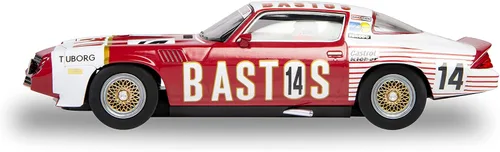 Vista 2 de Scalextric Chevrolet Camaro Z28 Bastos #14 1:32 Slot Coche de carreras C4235