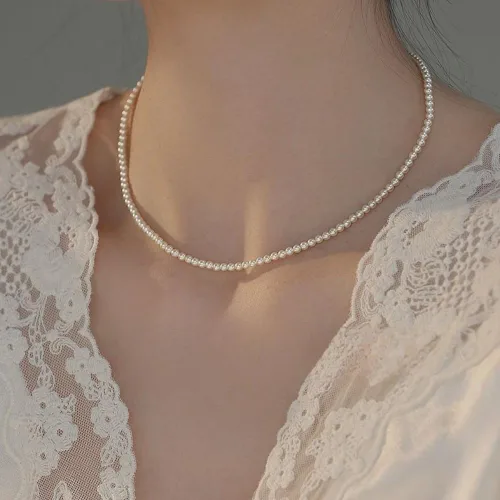 Vista 6 de NALISASA Pearl Necklace for Women, 4MM Dainty Round Imitation Pearl Choker Necklace Wedding Pearl Necklace Delicate Jewelry for Women Simple