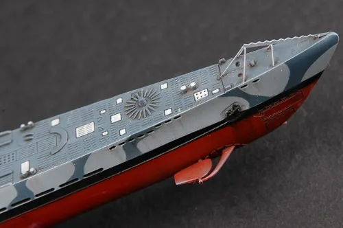 Vista 6 de Hobby Boss DKM Type IXB U-Boat Kit de construcción de modelo de barco