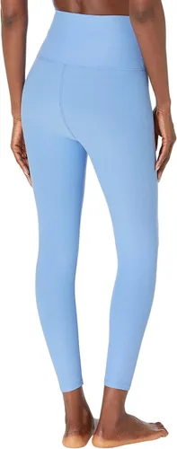 Vista 3 de Beyond Yoga Leggings capri de cintura alta para mujer