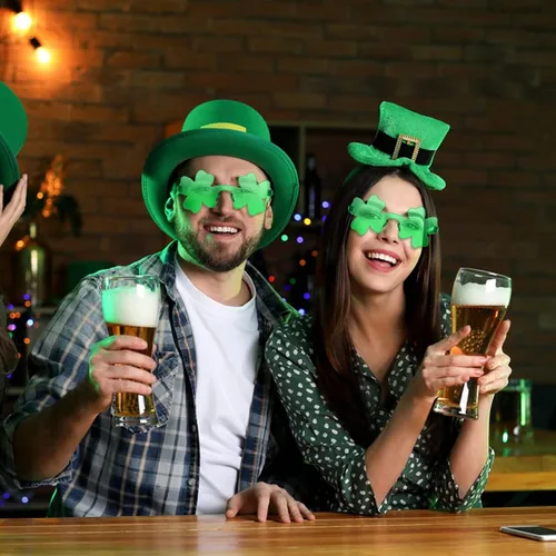 Vista 2 de JUSTOTRY 8 Pcs St.Patricks Day Glasses Shamrock Four Leaf Plastic Glasses for Irich Party Accessories