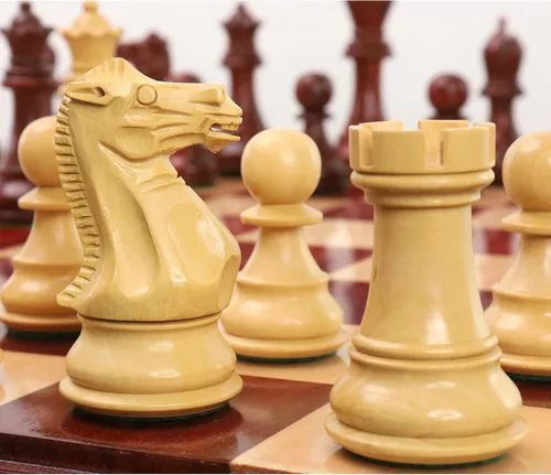 Vista 2 de Royal Chess Mall - Juego de piezas de ajedrez profesional Staunton de 3.9" - Madera de Budrose ponderada