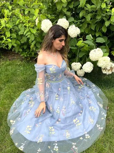 Vista 4 de Qgeno - Vestido de tul con bordado de flores y hombros descubiertos, vestidos de fiesta de noche formales con mangas abullonadas