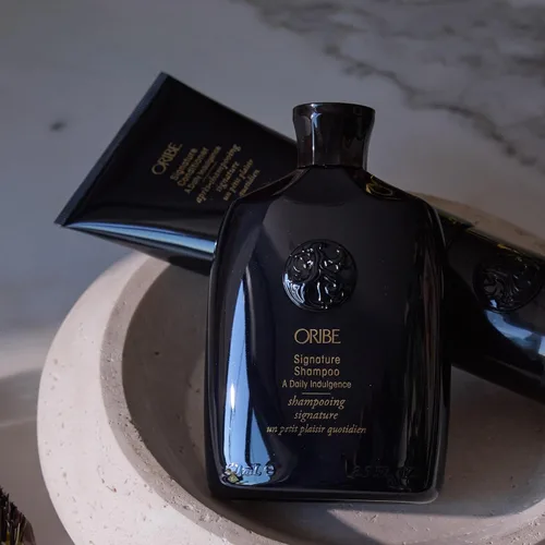 Vista 6 de Oribe Signature Shampoo - Hydrates & Protects Hair - Adds Shine