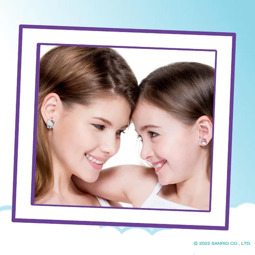 Vista 3 de Sanrio - Aretes tipo dormilona para niñas, paquete de 12 pares, licencia oficial de Hello Kitty and Friends, aretes para uso diario, Disfraz, No es
