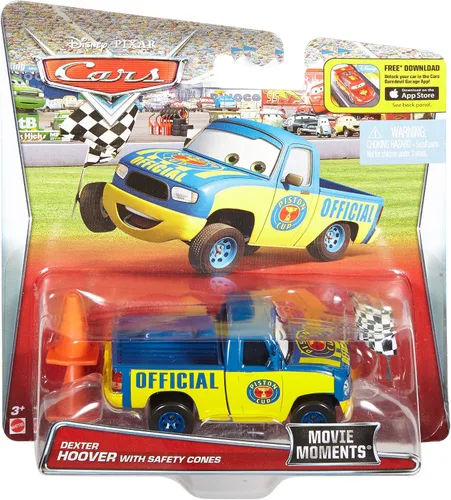 Vista 4 de Disney Car Toys Movie Moments Dexter Hoover con conos de seguridad