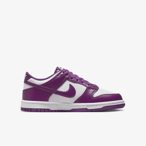 Vista 439 de Nike Kid's Dunk Low Sneaker