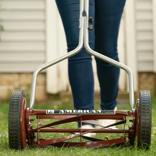Vista 45 de American Lawn Mower Company 1204-14 Cortacésped de carrete de empuje de 4 hojas de 14 pulgadas, color rojo