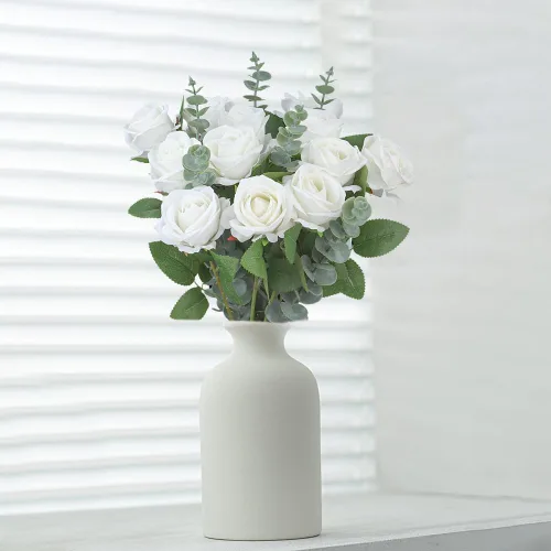 Vista 5 de Rosas artificiales a granel, 12 piezas de rosas artificiales de seda con tallos, ramo de flores de rosas sintéticas para arreglos de boda, fiesta