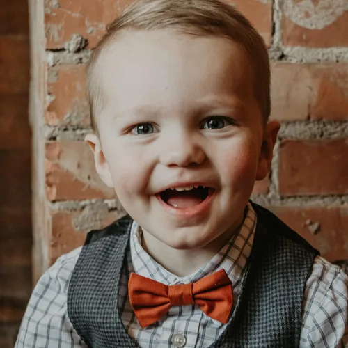 Vista 2 de Handmade Pre-Tied Clip on Bow Tie for Baby to Young Boy