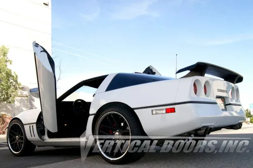 Vista 5 de Vertical Doors ® - Kit de conversión de puerta vertical Lambo para Chevrolet Corvette C-4 1984-1996 (VDCCHEVYCORC48496)