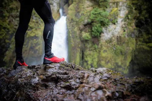 Vista 4 de Swiftwick- ASPIRE ONE Running & Cycling Socks, Mens & Womens, Wicking, Lightweight