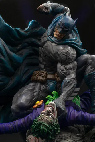 Vista 5 de Batman vs Joker Sculpt Master SeriesSculpt Master Series