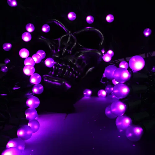 Vista 5 de Luces de Navidad Moradas G15 Luz de Globo en Cadena 50 LED 4.1m Enchufe Luces de Hadas Luces de Árbol de Halloween para Uso en Interiores y Púrpura