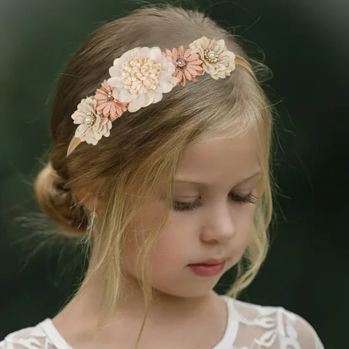 Vista 3 de Utaly Diadema de flores para bebés y niñas, 3 piezas, elástica, corona floral, recién nacida, accesorios para el cabello Estilo 1