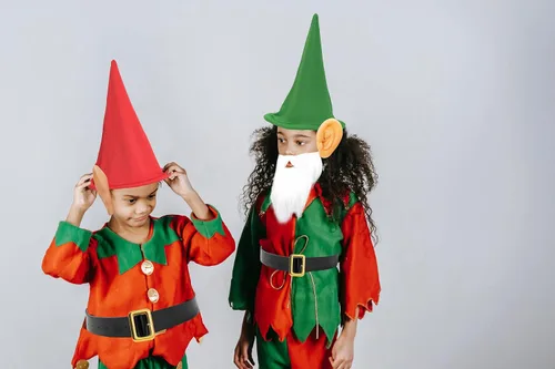 Vista 7 de Juego de 4 accesorios para disfraz de enano de Halloween, sombrero de gnomo, orejas gigantes, barba falsa y cinturón, para niños y adultos, fiesta