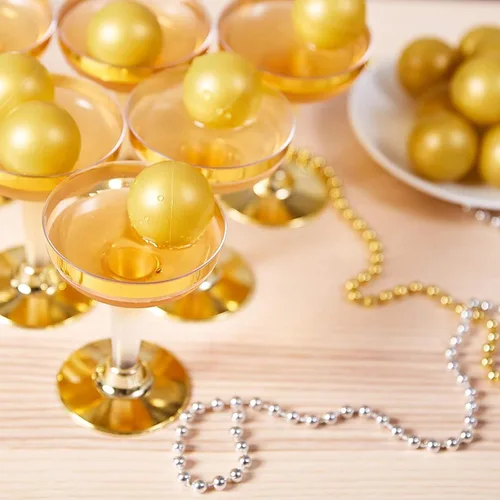 Vista 3 de Pelotas de ping pong de plástico doradas – Cerveza Pong y accesorio de tenis de mesa para jugar al pingpong – Manualidades y decoración de fiestas