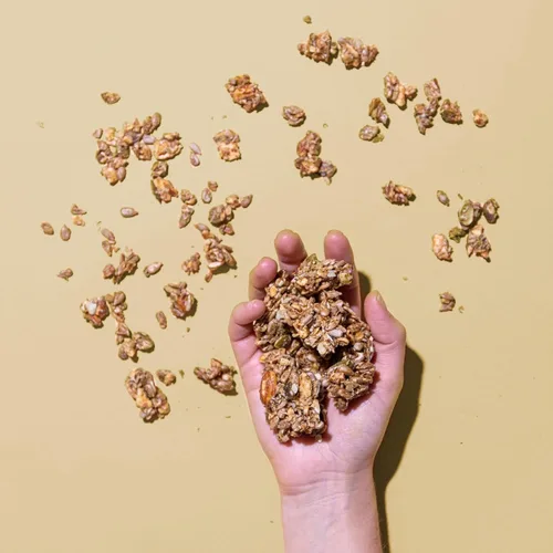Vista 5 de Lark Ellen - Mordeduras sin granos Vanilla Cinnamon, Cacao Cherry, and Berrylicious sprouted grain-free clusters, Certified Organic, Vegan