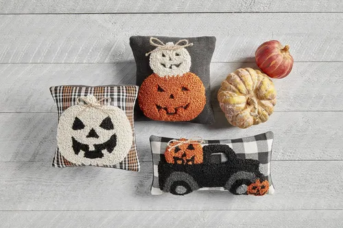 Vista 3 de Mud Pie Mini almohada de gancho de Halloween, 1 unidad (paquete de 1), camión