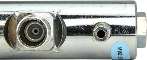Vista 5 de GM Genuine Parts 217-2433 (97361353) Carril del inyector de combustible
