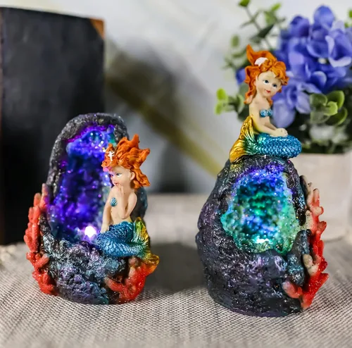 Vista 8 de Ebros - Juego de 2 sirenas de fantasía para decoración del hogar (cola azul), diseño de sirenas de cristal de geoda, diseño de corales bajo el mar
