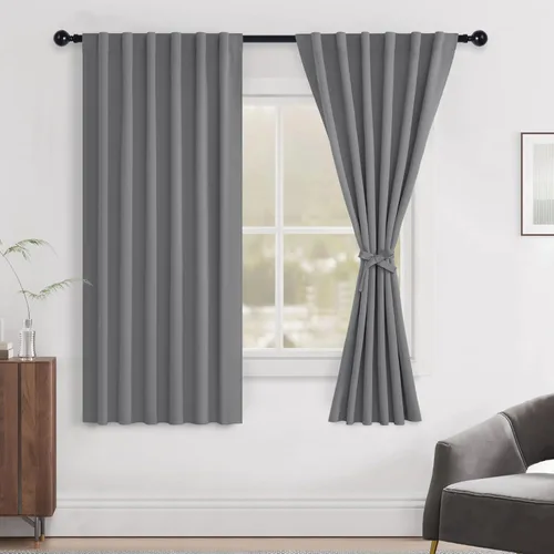 Vista 17 de Hiasan Cortinas opacas negras para dormitorio, cortinas opacas cortas de 45 pulgadas de largo, con aislamiento térmico, bolsillo para barra