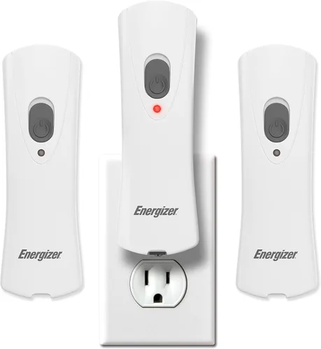 Vista 2 de Energizer Linternas LED recargables enchufables, luz de emergencia para el hogar (paquete de 3) + linterna LED de campamento, 1000 lm, 4 modos