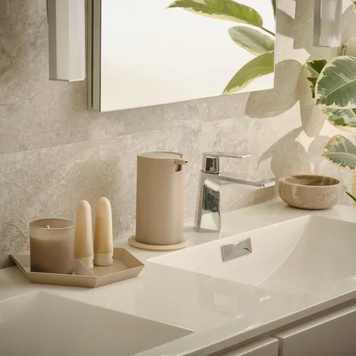 Vista 8 de LINE+ARC Moderno Dispensador de Jabón Fácil de Presionar (Ártico). Lindo Dispensador de Loción Líquida para Baño, Cocina y Fregadero en Mármol Azul