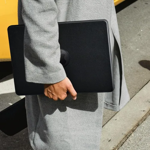 Vista 7 de Funda esencial de viaje para MacBook Pro de 14 pulgadas, M5/M4/M3/M2/M1 Pro/Max Chip Cubierta protectora delgada, ventilación de refrigeración