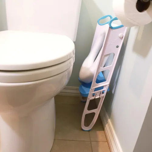 Vista 3 de Elevador con cojín y contorno para WC, 1 unidad, de la marca Mommy's Helper