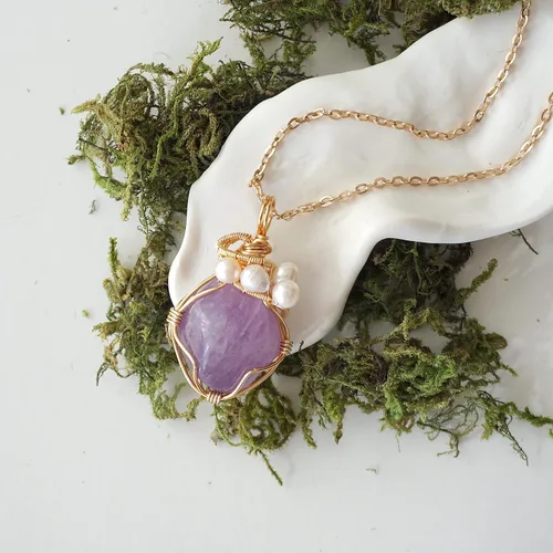 Vista 7 de Collar de cristal llamativo con piedra natal y perla para mujer - chapado en oro