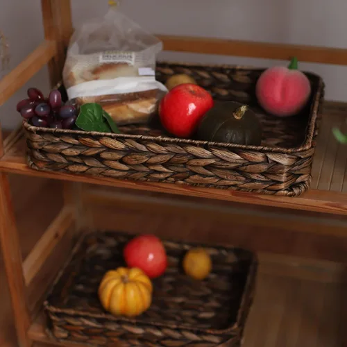 Vista 4 de Bandeja de servir tejida de jacinto de agua rectangular Bandejas de almacenamiento de mimbre tejidas a mano para café/desayuno/postre/fruta/pan