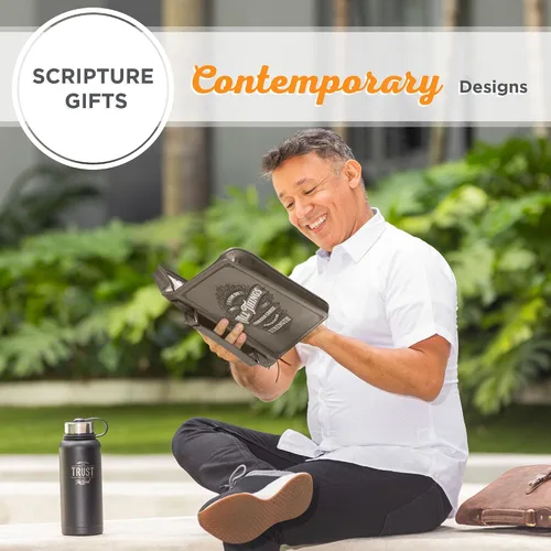 Vista 8 de Christian Art Gifts Funda protectora de piel sintética gris para la Biblia clásica: Todas las cosas a través de Cristo - Filipenses 4:13 versículo