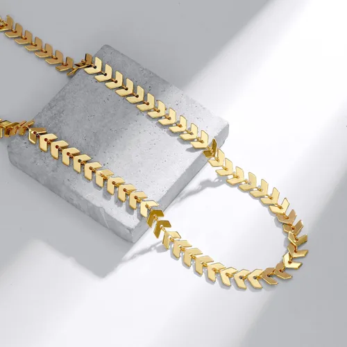 Vista 5 de CAROVO Gargantilla para mujer, delicado collar chapado en oro de 14 quilates, con lentejuelas y puntos brillantes, caja de clip satélite, collares