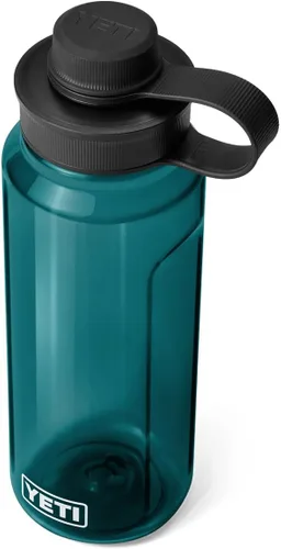 Vista 64 de YETI Botella de agua Yonder con tapa de amarre Yonder, ligera, a prueba de fugas y sin BPA