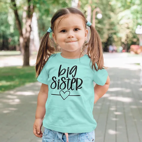 Vista 2 de Olive Loves Apple Big Sister Heart Sibling Reveal T-Shirt for Baby and Toddler Girls Sibling Outfits