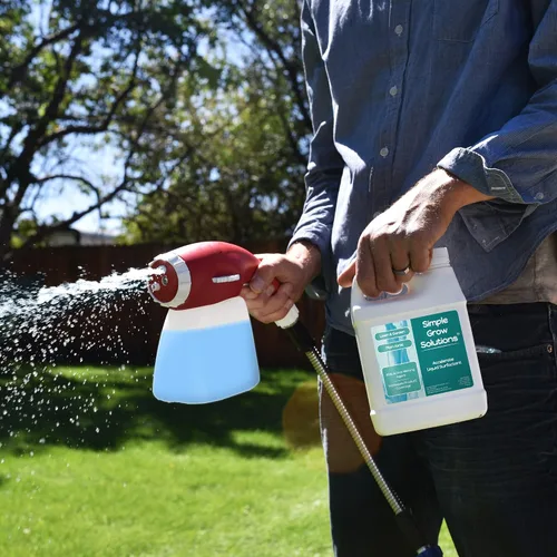 Vista 5 de Tensioactivo líquido, no iónico: acelera el rendimiento y la eficacia del fertilizante foliar y otras soluciones de césped y jardín, mejor