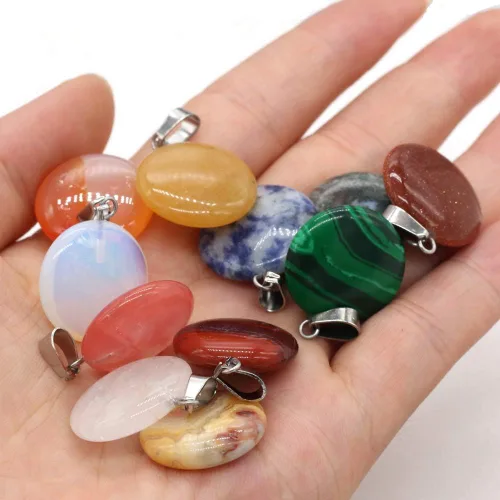 Vista 5 de LE SKY 20 colgantes de piedra natural redonda con forma de moneda curativa de colores mixtos para hacer joyas
