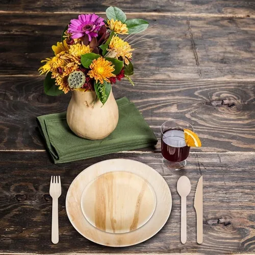 Vista 5 de Platos desechables ecológicos de hoja de palma de 7 pulgadas, platos redondos 100% biodegradables y compostables a granel para fiestas temáticas