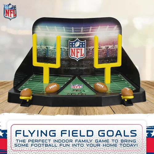 Vista 6 de Franklin Sports Juego de Mesa de Mini Campo de Fútbol con Portería Voladora - Mini Fútbol de Mesa para Niños + Adultos - Divertido Juego de Mesa