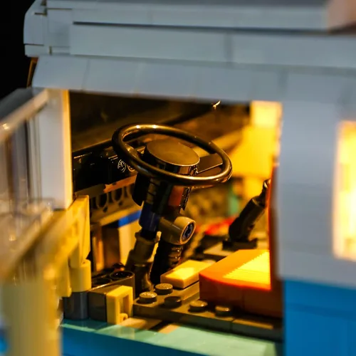 Vista 5 de BRIKSMAX Kit de iluminación LED para T2 Camper Van - Compatible con el modelo de bloques de construcción Lego 10279 - No incluye el juego de Lego