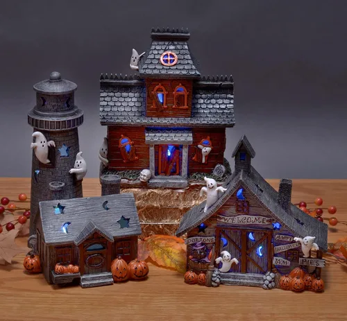 Vista 4 de Mark Feldstein & Associates Spooky Halloween - Juego de aldea de casa embrujada preiluminada que cambia de color, 8 pulgadas, juego de 3