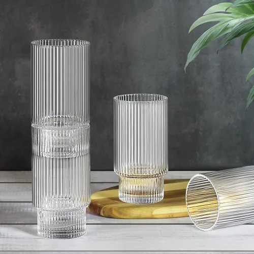 Vista 6 de Juego de 2 vasos acanalados estilo origami de 20 onzas con tapa y pajita, café helado, cóctel, cerveza, jugo, vasos apilables, perfectos