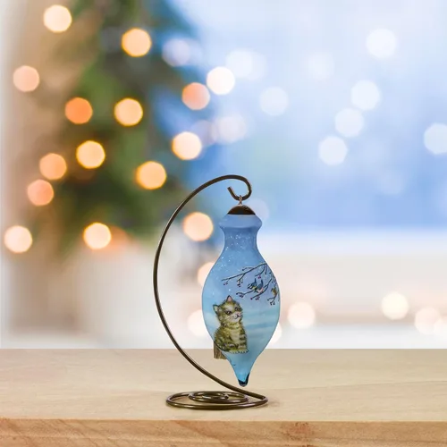 Vista 2 de Precious Moments We Wish You a Meow-y Christmas Bisque Adorno de porcelana – Recuerdo de Navidad – 7231136