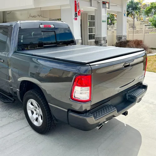 Vista 7 de YITAMOTOR - Cubierta dura de tres pliegues para plataforma de camioneta, FRP, compatible con Toyota Tacoma 2005-2015 (Excl. Edición Trail) de 5 pies