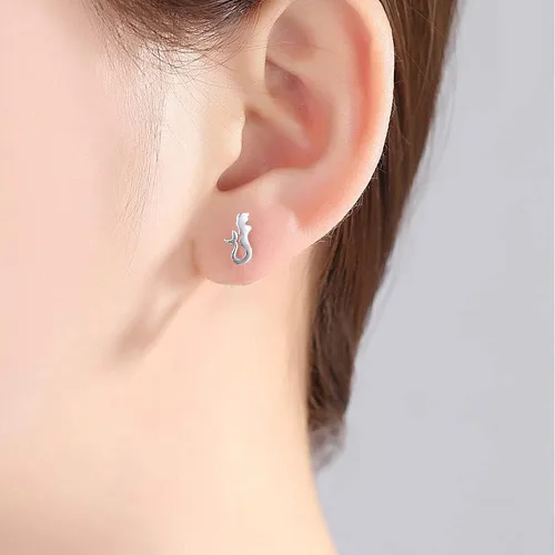 Vista 2 de Lindos aretes de sirena para mujeres y niñas, de acero inoxidable, hipoalergénicos, a la moda, diseño de caricaturas, puño, cola de puño, cartílago