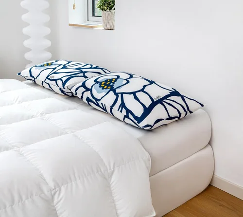 Vista 2 de YuHeGuoJi Fundas de almohada florales tamaño Queen 100% algodón, juego de 2 fundas de almohada azules y blancas, fundas de almohada decorativas
